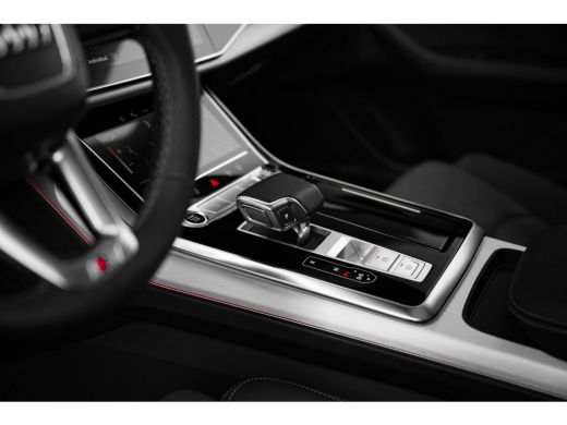 Audi Q8 55 TFSI e quattro Pro Line S | Luchtvering | B&O Advanced 3D | HUD | Panoramadak | Trekhaak | 23" | ActivLease financial lease