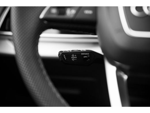 Audi Q8 55 TFSI e quattro Pro Line S | Luchtvering | B&O Advanced 3D | HUD | Panoramadak | Trekhaak | 23" | ActivLease financial lease