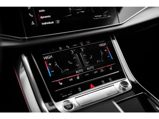 Audi Q8 55 TFSI e quattro Pro Line S | Luchtvering | B&O Advanced 3D | HUD | Panoramadak | Trekhaak | 23" | ActivLease financial lease