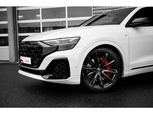 Audi Q8 55 TFSI e quattro Pro Line S | Luchtvering | B&O Advanced 3D | HUD | Panoramadak | Trekhaak | 23" | ActivLease financial lease