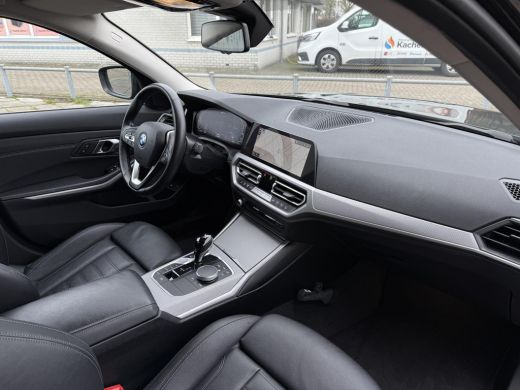 BMW 3 Serie Touring 320e Aut. Hybrid Executive Business | Leder Sport | Trekhaak | BMW Laser | ActivLease financial lease