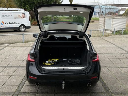 BMW 3 Serie Touring 320e Aut. Hybrid Executive Business | Leder Sport | Trekhaak | BMW Laser | ActivLease financial lease