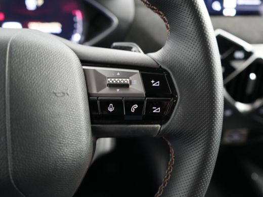 DS DS 3 1.2 PureTech Performance Line Automaat | Achteruitrijcamera | Airco (automatisch) | Apple Carplay... ActivLease financial lease