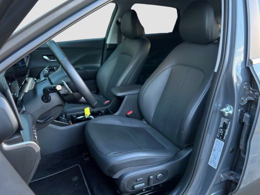 Hyundai Kona 1.6 141pk GDI HEV Premium | Premium audio | 360 camera | Bestuurdersstoel met geheugen | Adaptive... ActivLease financial lease