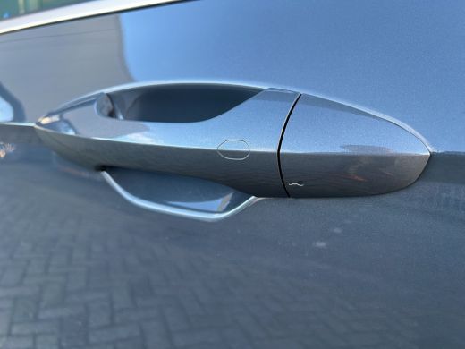 Hyundai Kona 1.6 141pk GDI HEV Premium | Premium audio | 360 camera | Bestuurdersstoel met geheugen | Adaptive... ActivLease financial lease