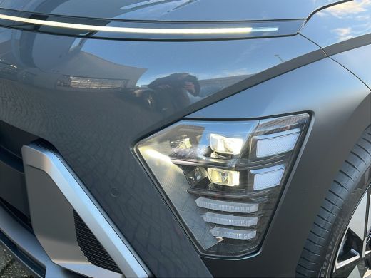 Hyundai Kona 1.6 141pk GDI HEV Premium | Premium audio | 360 camera | Bestuurdersstoel met geheugen | Adaptive... ActivLease financial lease