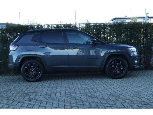 Jeep Compass 4xe 240 Plug-in Hybrid Electric Upland | Adapt. Cruise | Stoel+Stuurverwarming | Navi | Carplay |... ActivLease financial lease