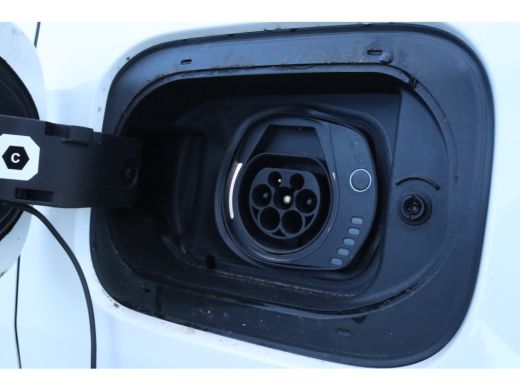 Jeep Compass S 4XE 240 | Adapt. Cruise | Stoelventilatie | Stuurverwarming | Elektr. klep | Camera | Keyless |... ActivLease financial lease