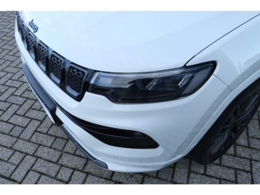 Jeep Compass S 4XE 240 | Adapt. Cruise | Stoelventilatie | Stuurverwarming | Elektr. klep | Camera | Keyless |... ActivLease financial lease