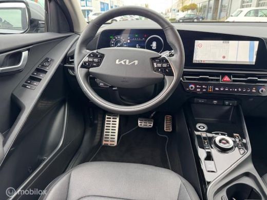 Kia Niro EV DynamicPlus Line , 450 km electrisch rijden , Luxe uitvoering , Prive Glass , Lederen bekleding ,... ActivLease financial lease