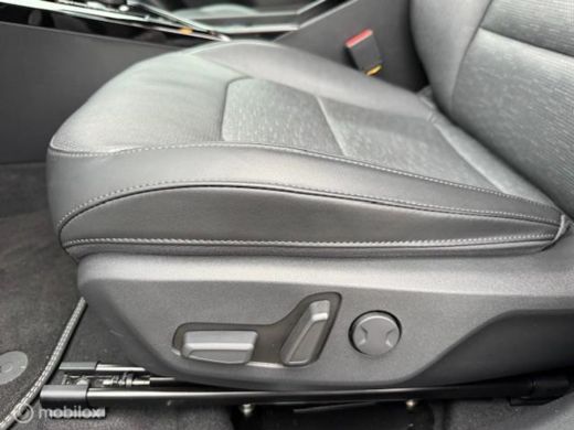 Kia Niro EV DynamicPlus Line , 450 km electrisch rijden , Luxe uitvoering , Prive Glass , Lederen bekleding ,... ActivLease financial lease