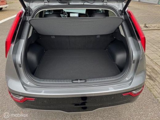 Kia Niro EV DynamicPlus Line , 450 km electrisch rijden , Luxe uitvoering , Prive Glass , Lederen bekleding ,... ActivLease financial lease