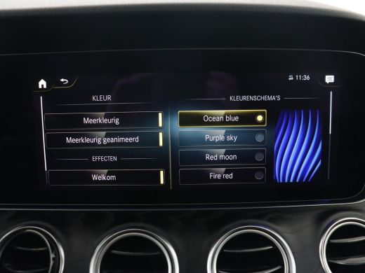 Mercedes-Benz E-Klasse 300e Avantgarde | Panoramadak | Adaptive cruise | Stoelverwarming | Carplay | Camera | Sfeerverli... ActivLease financial lease