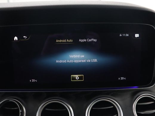 Mercedes-Benz E-Klasse 300e Avantgarde | Panoramadak | Adaptive cruise | Stoelverwarming | Carplay | Camera | Sfeerverli... ActivLease financial lease