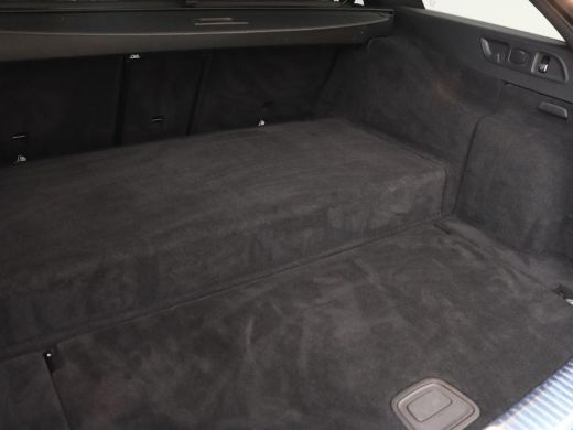 Mercedes-Benz E-Klasse 300e Avantgarde | Panoramadak | Adaptive cruise | Stoelverwarming | Carplay | Camera | Sfeerverli... ActivLease financial lease