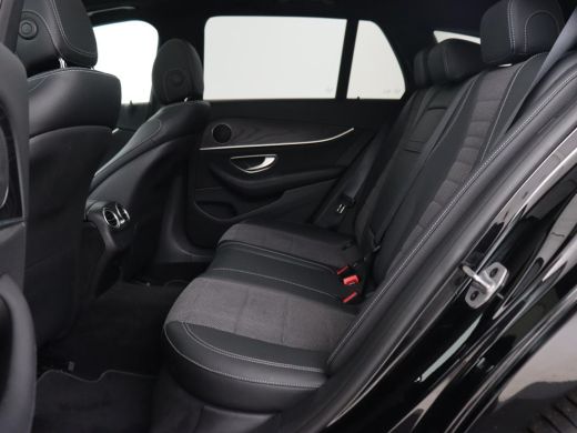 Mercedes-Benz E-Klasse 300e Avantgarde | Panoramadak | Adaptive cruise | Stoelverwarming | Carplay | Camera | Sfeerverli... ActivLease financial lease
