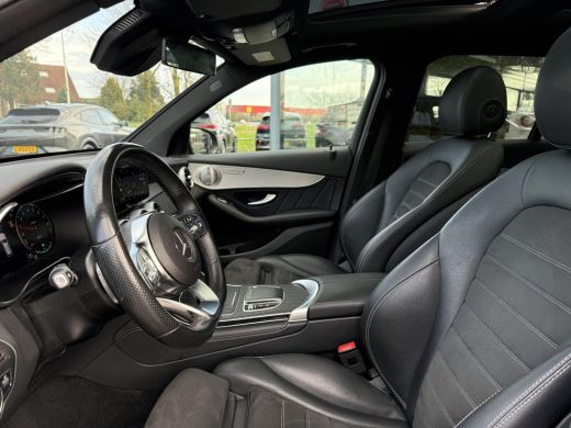 Mercedes-Benz GLC 300e 4MATIC AMG | Navi | Panorama | Trekhaak | Burmester | ActivLease financial lease
