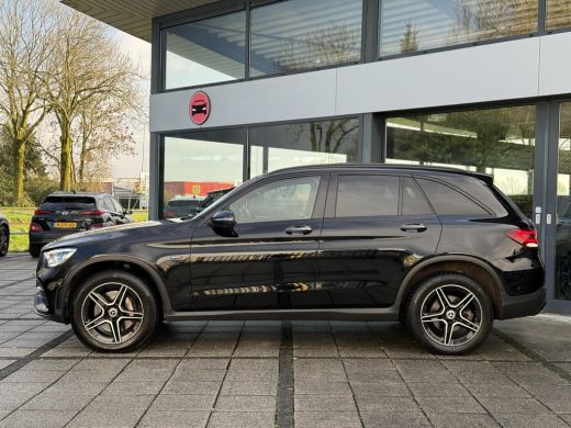 Mercedes-Benz GLC 300e 4MATIC AMG | Navi | Panorama | Trekhaak | Burmester | ActivLease financial lease