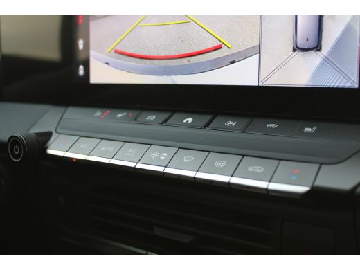 Opel Astra 1.2 Turbo Hybrid Ultimate | Automaat | Navigatie | Camera | LED Koplampen | 18 Inch lichtmetaal |... ActivLease financial lease