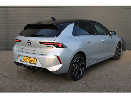 Opel Astra 1.2 Turbo Hybrid Ultimate | Automaat | Navigatie | Camera | LED Koplampen | 18 Inch lichtmetaal |... ActivLease financial lease