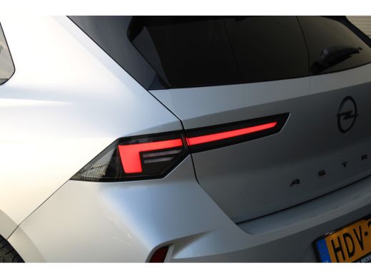 Opel Astra 1.2 Turbo Hybrid Ultimate | Automaat | Navigatie | Camera | LED Koplampen | 18 Inch lichtmetaal |... ActivLease financial lease