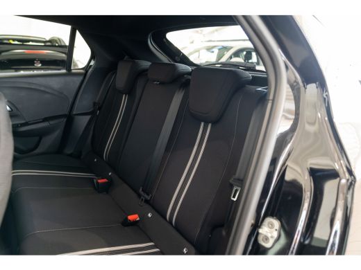 Opel Corsa 1.2 GS | Navigatie | Camera | Parkeersensoren | Climate Controle | Dodehoekbewaking | ActivLease financial lease