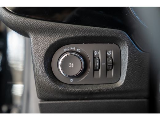 Opel Corsa 1.2 GS | Navigatie | Camera | Parkeersensoren | Climate Controle | Dodehoekbewaking | ActivLease financial lease