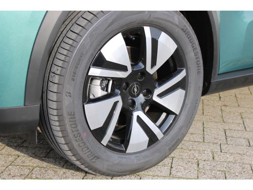 Opel Frontera Edition / Navigatie / Camera / Carplay / Parkeersensoren / LED / Airco / 17'' LMV ActivLease financial lease