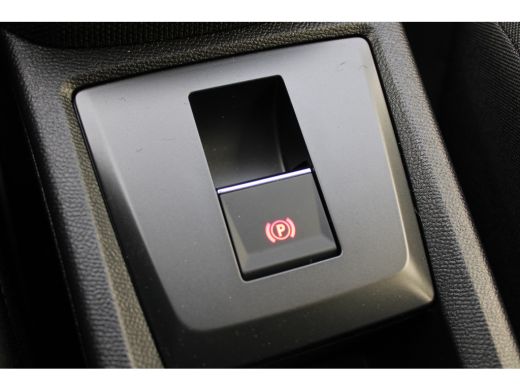 Opel Frontera Edition / Navigatie / Camera / Carplay / Parkeersensoren / LED / Airco / 17'' LMV ActivLease financial lease