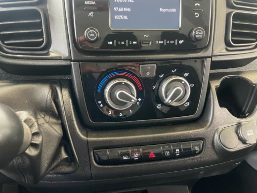 Opel Movano 2.2D 120 S&S L2H1 3.0t | Camera | Trekhaak | Parkeersensoren voor + achter | Cruise control | ActivLease financial lease