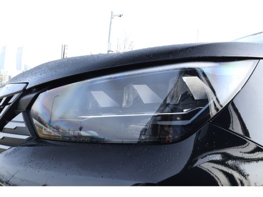 Peugeot 2008 1.2 Hybrid 145 GT | ACTIE!! | Schuifdak | Adapt. Cruise | 360 Camera | Navi | Carplay | Keyless |... ActivLease financial lease