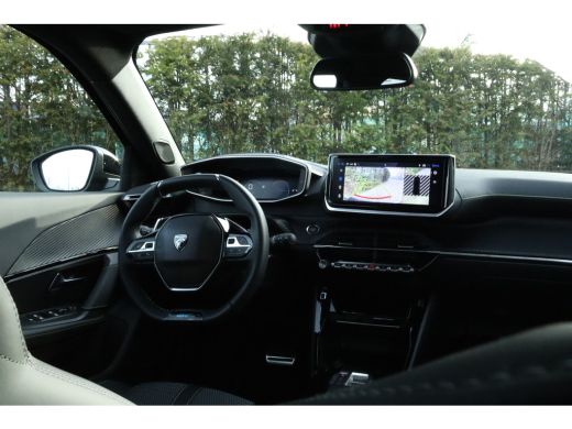 Peugeot 2008 1.2 Hybrid 145 GT | ACTIE!! | Schuifdak | Adapt. Cruise | 360 Camera | Navi | Carplay | Keyless |... ActivLease financial lease