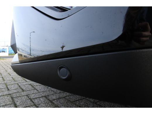 Peugeot 2008 1.2 Hybrid 145 GT | ACTIE!! | Schuifdak | Adapt. Cruise | 360 Camera | Navi | Carplay | Keyless |... ActivLease financial lease