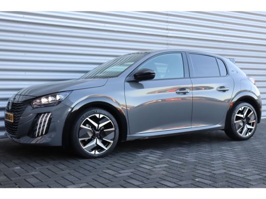 Peugeot 208 HYBRID 100PK GT PACK AUTOMAAT / NAVI / LEDER / CLIMA / PDC / 17" LMV / CAMERA / KEYLESS / PANO. D... ActivLease financial lease