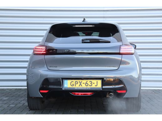 Peugeot 208 HYBRID 100PK GT PACK AUTOMAAT / NAVI / LEDER / CLIMA / PDC / 17" LMV / CAMERA / KEYLESS / PANO. D... ActivLease financial lease