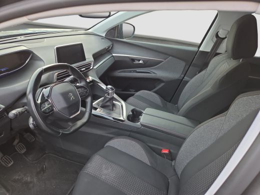 Peugeot 5008 1.2 Allure Advanced grip control Trekhaak | Camera | Full map navigatie | Parkeersensoren ActivLease financial lease