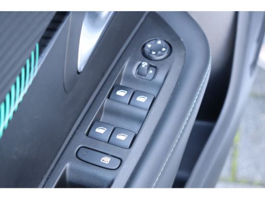 Peugeot e-208 EV 136PK ALLURE PREMIÈRE AUTOMAAT / NAVI / LEDER / CLIMA / PDC / 16" LMV / CAMERA / CRUISECONTROL... ActivLease financial lease