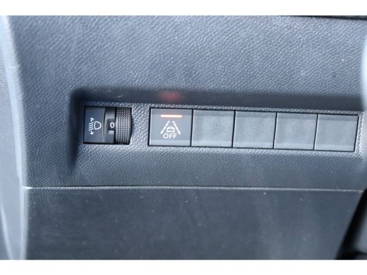 Peugeot e-208 EV 136PK ALLURE PREMIÈRE AUTOMAAT / NAVI / LEDER / CLIMA / PDC / 16" LMV / CAMERA / CRUISECONTROL... ActivLease financial lease