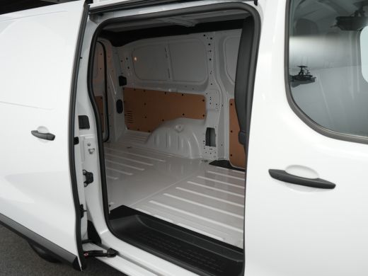 Peugeot Expert L3 75kWh | 16" stalen velgen | ECall: Peugeot Connect SOS & Assistance | Elektrisch bedienbare en... ActivLease financial lease