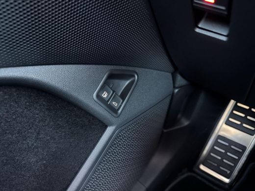 Skoda Kodiaq 1.5 TSI PHEV Sportline Business | Trekhaak | PHEV | Pano | LED | ActivLease financial lease