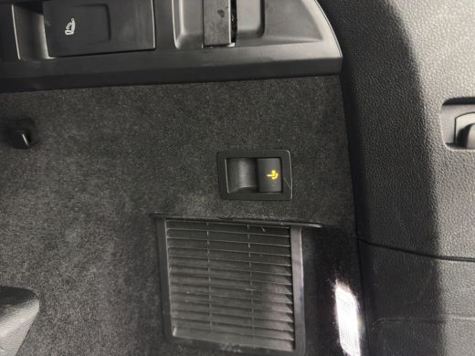 Skoda Kodiaq 1.5 TSI Sportline Business [ 7-Pers. ] (INCL-BTW) Aut. *LEATHER-MICROFIBRE | FULL-LED | ADAPTIVE-... ActivLease financial lease