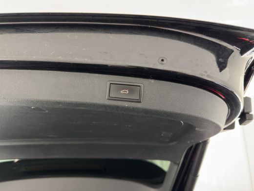 Skoda Kodiaq 1.5 TSI Sportline Business [ 7-Pers. ] (INCL-BTW) Aut. *LEATHER-MICROFIBRE | FULL-LED | ADAPTIVE-... ActivLease financial lease