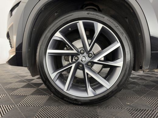 Skoda Kodiaq 1.5 TSI Sportline Business [ 7-Pers. ] (INCL-BTW) Aut. *LEATHER-MICROFIBRE | FULL-LED | ADAPTIVE-... ActivLease financial lease