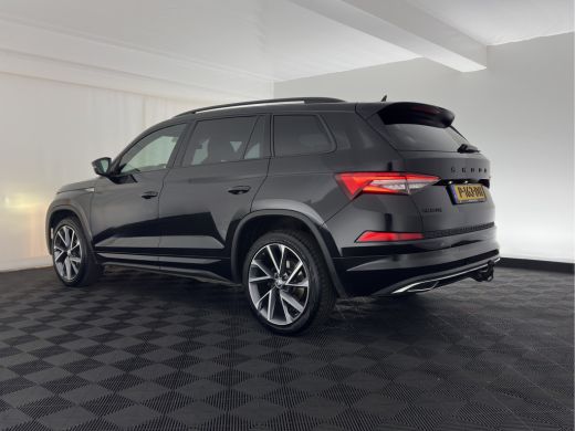 Skoda Kodiaq 1.5 TSI Sportline Business [ 7-Pers. ] (INCL-BTW) Aut. *LEATHER-MICROFIBRE | FULL-LED | ADAPTIVE-... ActivLease financial lease