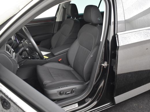 Skoda Superb Combi 1.5 TSI ACT Business Edition Plus 150pk/DSG AUTO | Camera achter | Elektri bestuudersstoel ... ActivLease financial lease