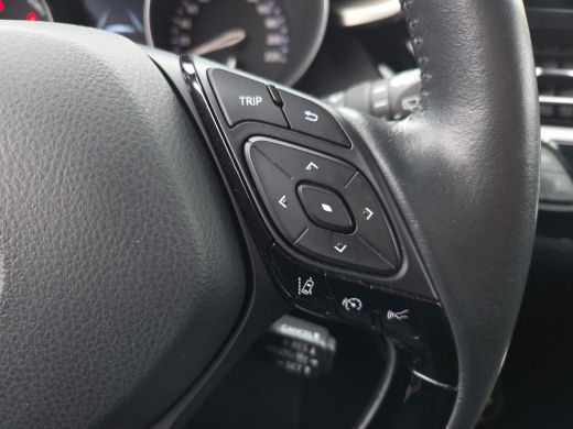 Toyota C-HR 1.8 Hybrid Executive | Apple CarPlay | Stoel/Stuur/Ruit verwarming | Rijklaarprijs incl. garantie | ActivLease financial lease
