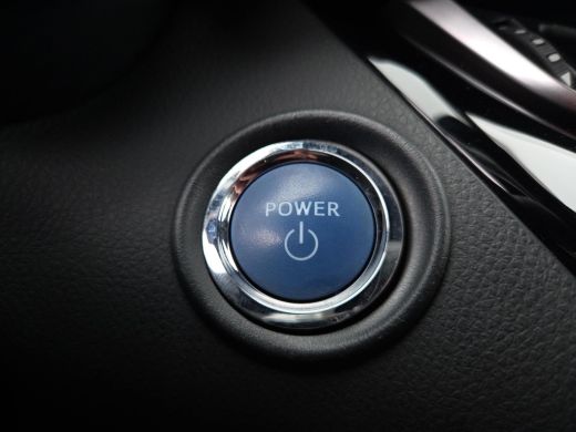 Toyota C-HR 1.8 Hybrid Executive | Apple CarPlay | Stoel/Stuur/Ruit verwarming | Rijklaarprijs incl. garantie | ActivLease financial lease