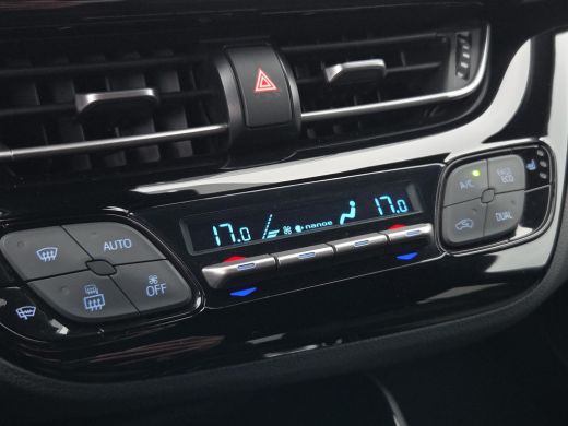 Toyota C-HR 1.8 Hybrid Executive | Apple CarPlay | Stoel/Stuur/Ruit verwarming | Rijklaarprijs incl. garantie | ActivLease financial lease