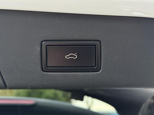 Volkswagen ID.4 First Max 77 kWh | Panorama | IQ-Light | 360 Camera | ActivLease financial lease