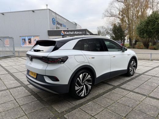 Volkswagen ID.4 First Max 77 kWh | Panorama | IQ-Light | 360 Camera | ActivLease financial lease